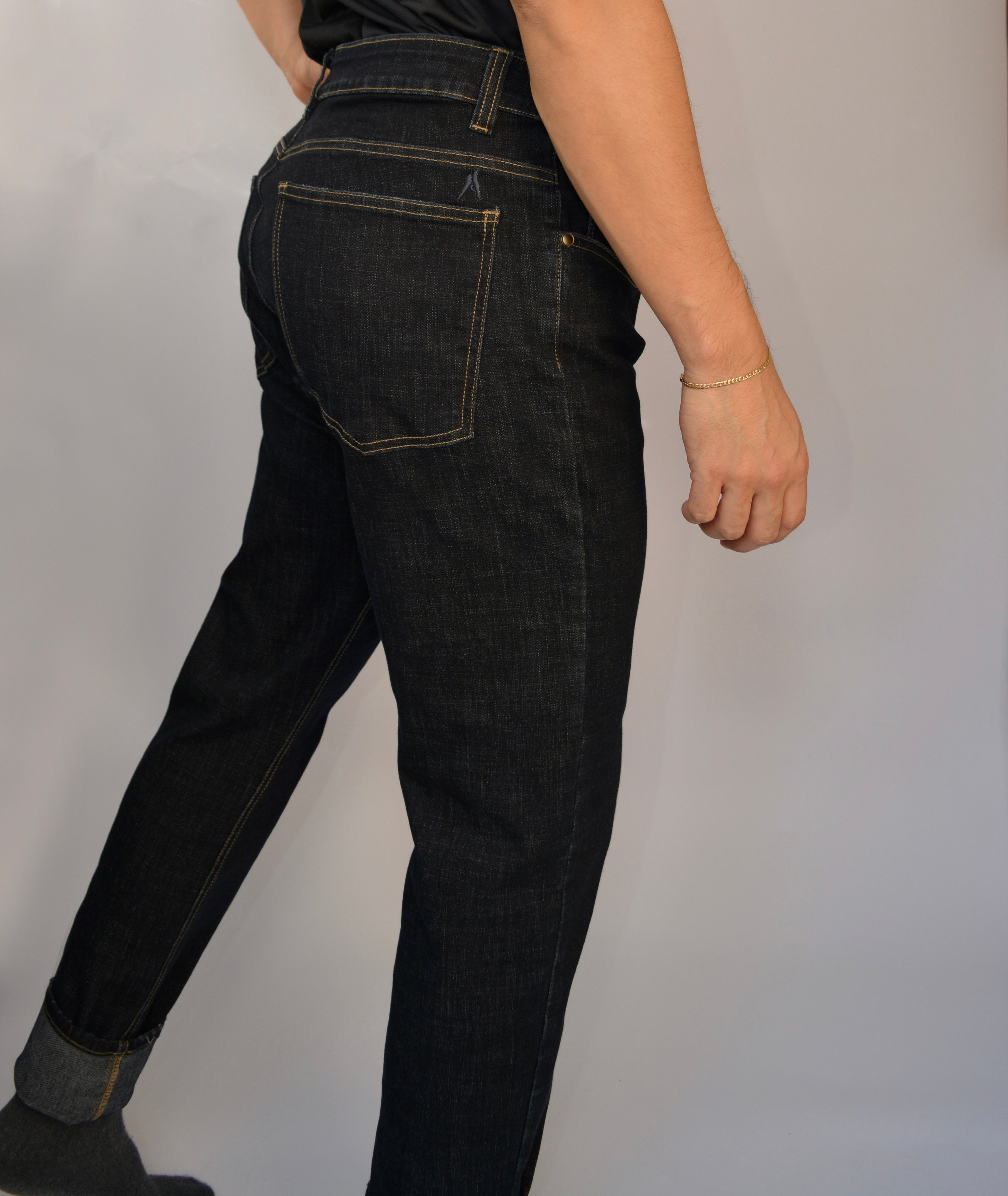 Jean Slim Taper AZUL OSCURO