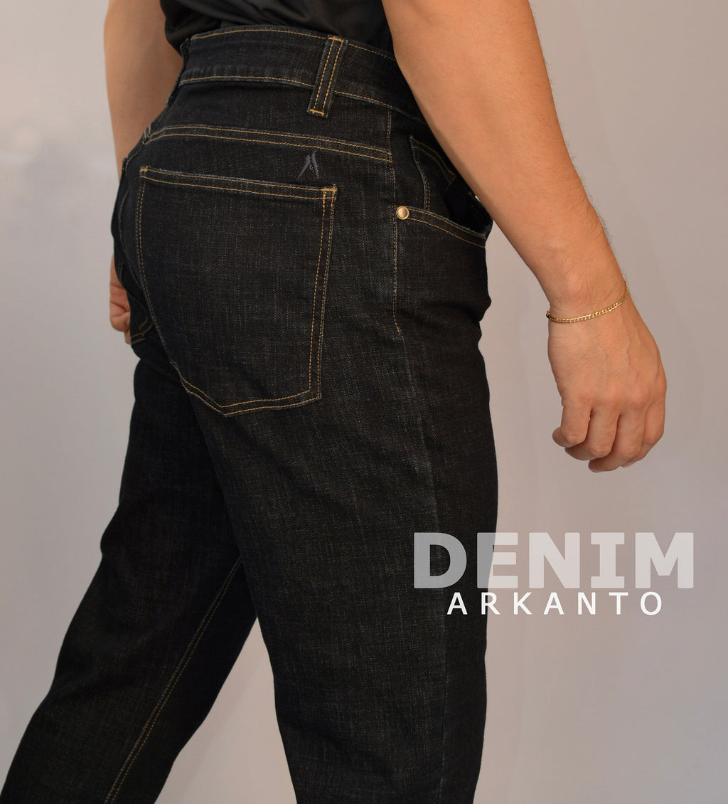 Jean Slim Taper AZUL OSCURO